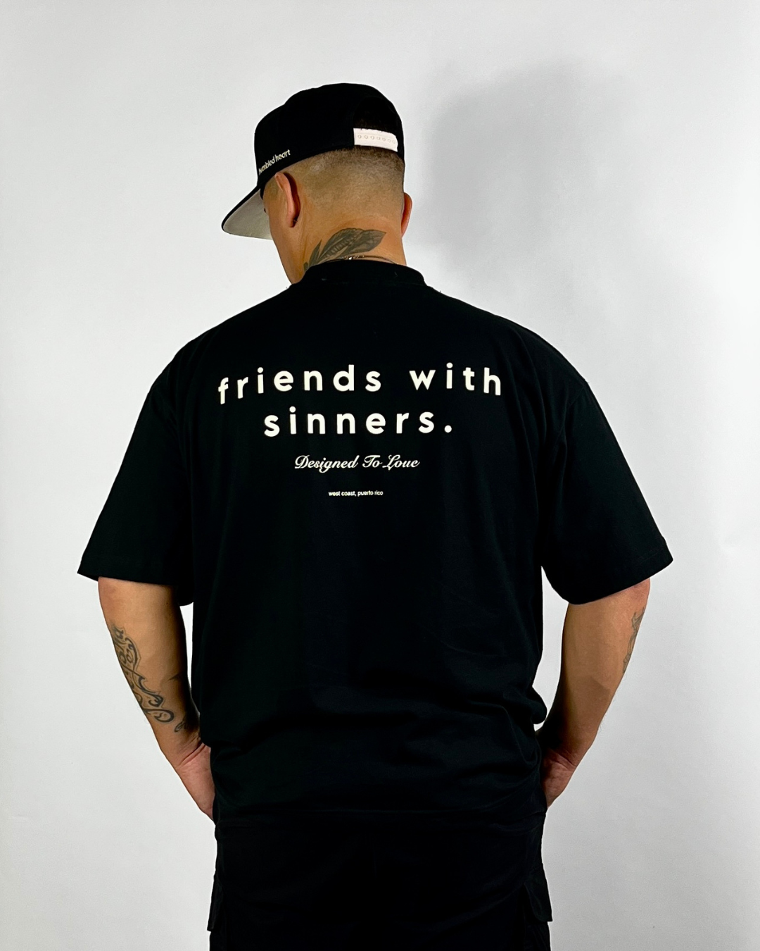oversized friends with sinners tee